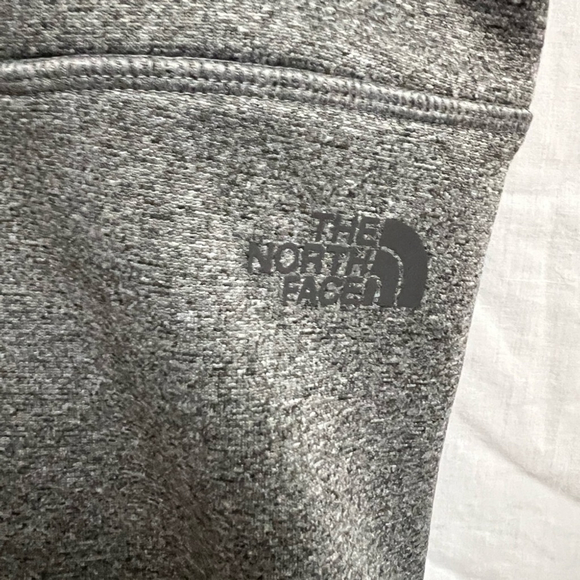 The North Face Grey Cropped Jogger Sweats for Women Sz XXL NWT - Picture 3 of 7